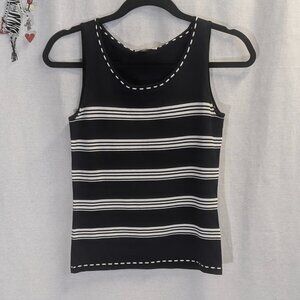 Tahari Arthur S. Levine Size 0P Knit Tank in Black and White